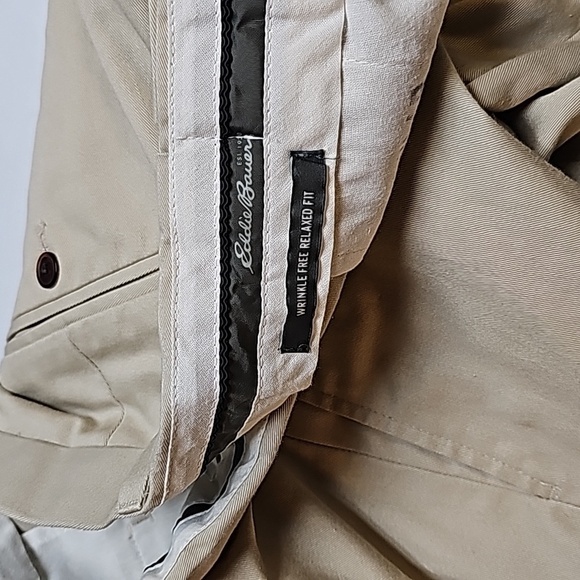 Eddie Bauer Relaxed Fit Dress Pants 38 waist - Picture 7 of 10